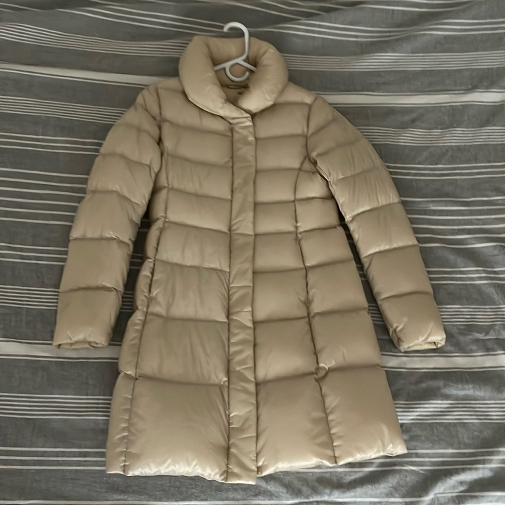 Uniqlo Beige Jacket - goose down - small